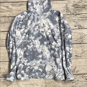 Columbia Women’s lightweight grey fleece quarter zip